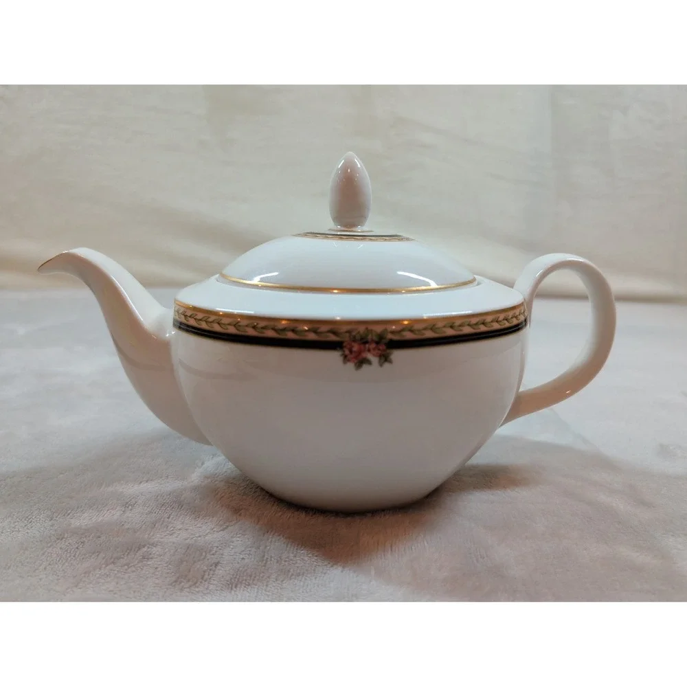 Royal Doulton‎ Lauren New Romance Collection Teapot Creamer and Bowl Set TC 1249